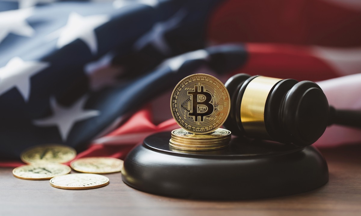 Benchmark Analyst Says Crypto Bill Delay Slows Growth of Sector in US