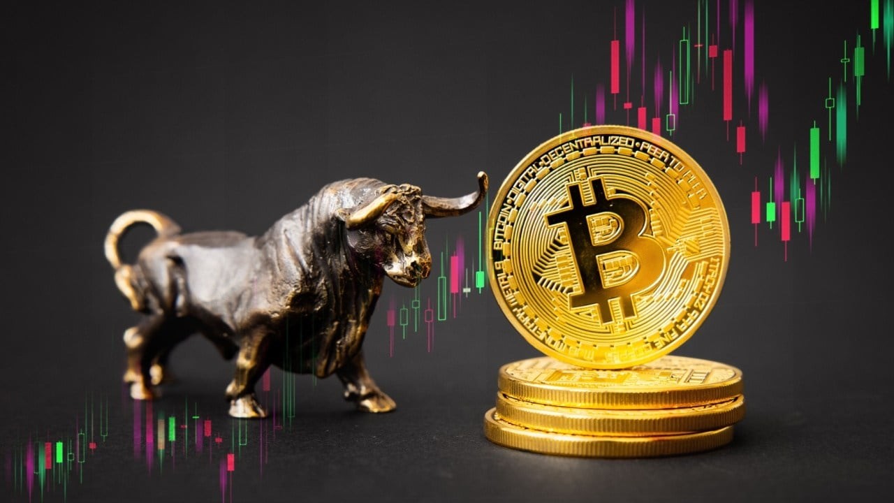Bitcoins Path to $1.5M: Ark Invests Ultra-Bullish BTC Roadmap